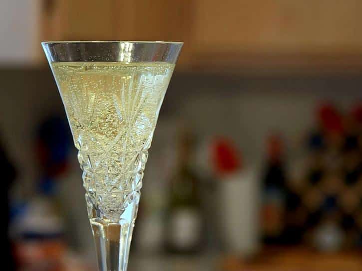 Flûte ou coupe : quel verre est le mieux adapté pour servir du champagne 